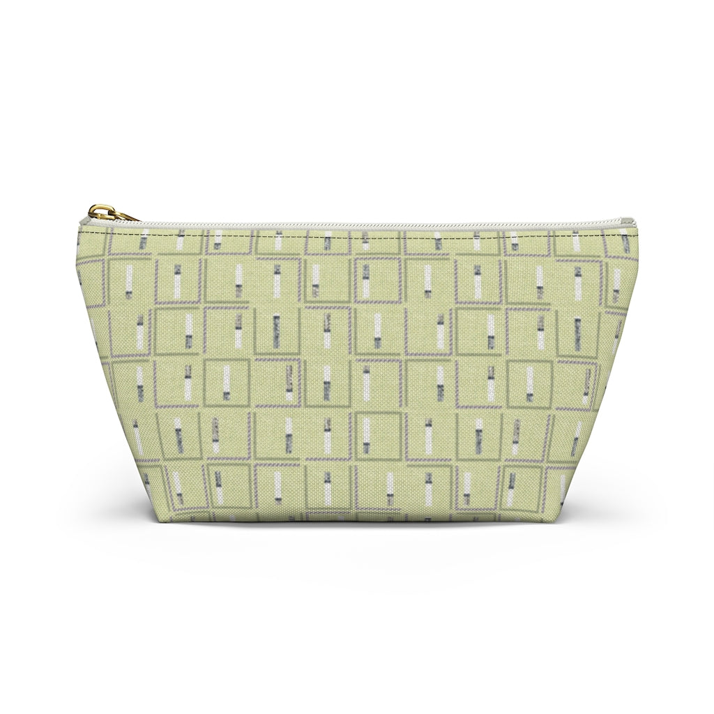 Pencil to Paper Accessory Pouch w T-bottom in Green