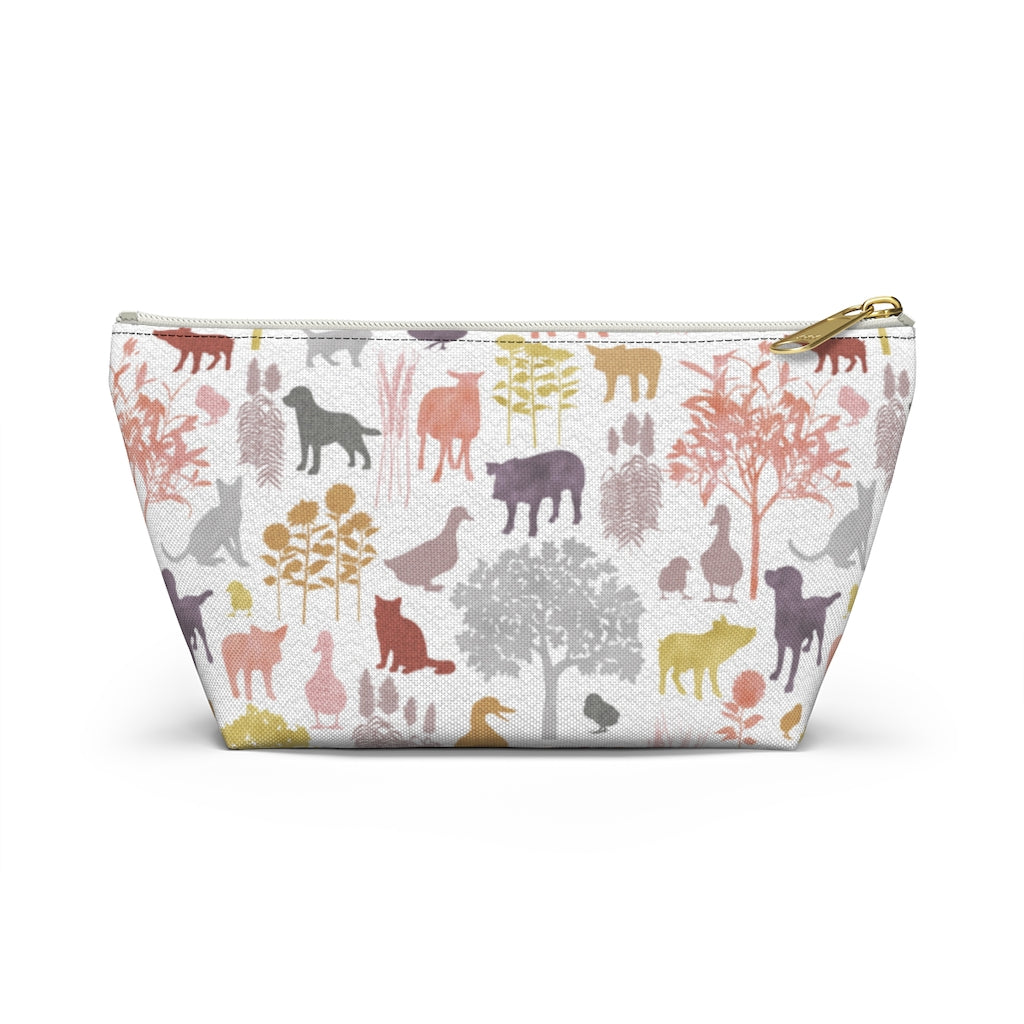 On the Farm Accessory Pouch w T-bottom in Pink