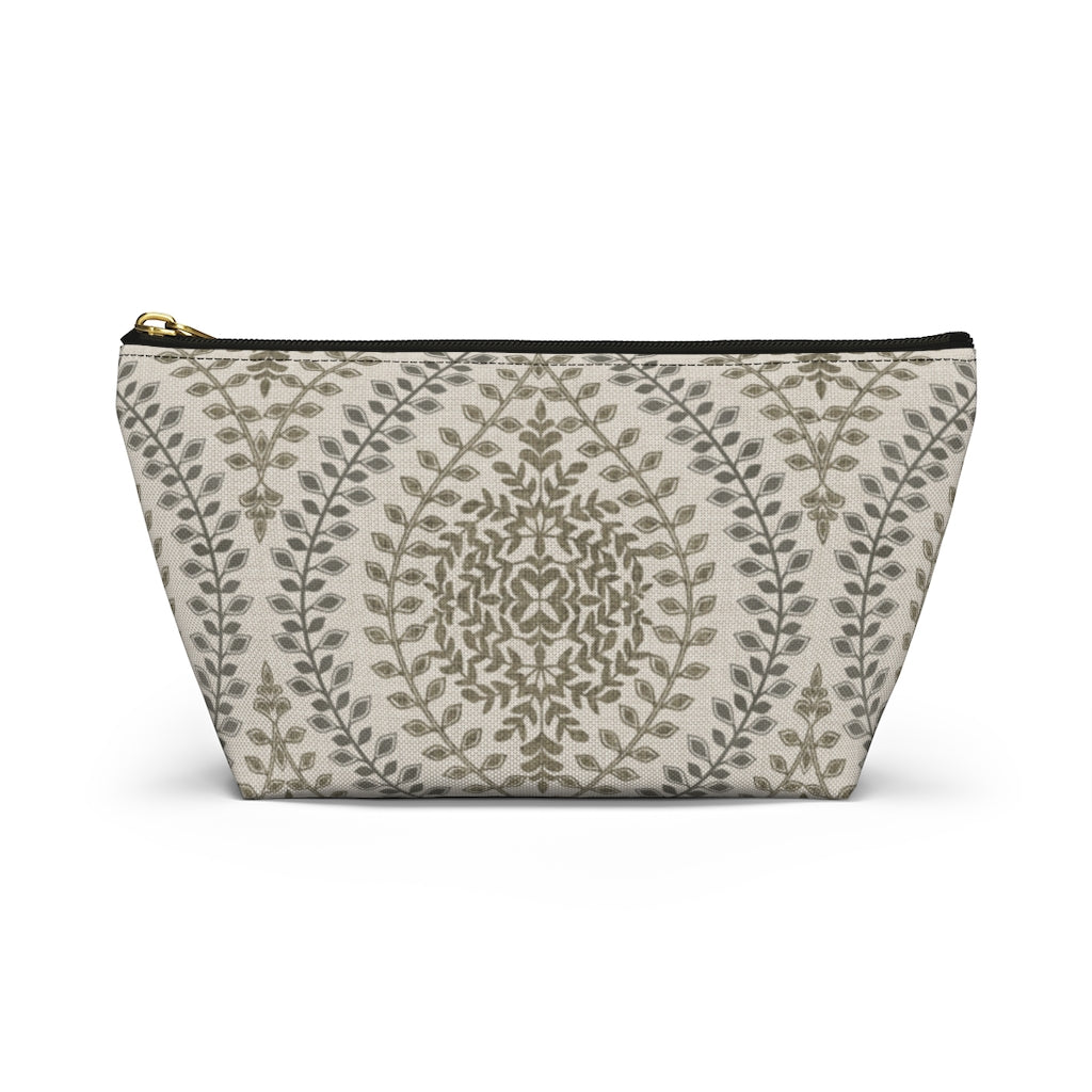 Mumbai Lace Accessory Pouch w T-bottom in Brown