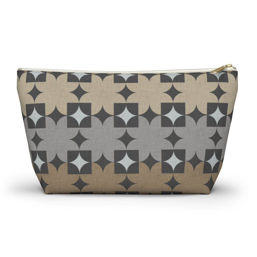 World's Fair Accessory Pouch w T-bottom in Brown