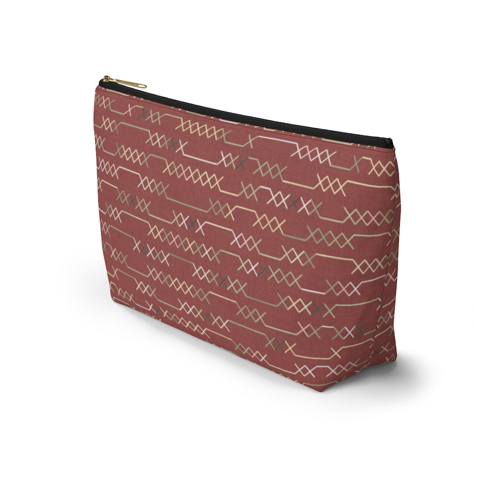 Santa Fe Stitch Accessory Pouch w T-bottom in Red