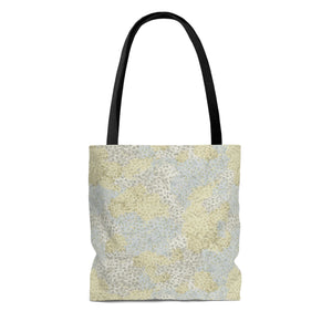 Achillea Millefolium Tote Bag in Yellow