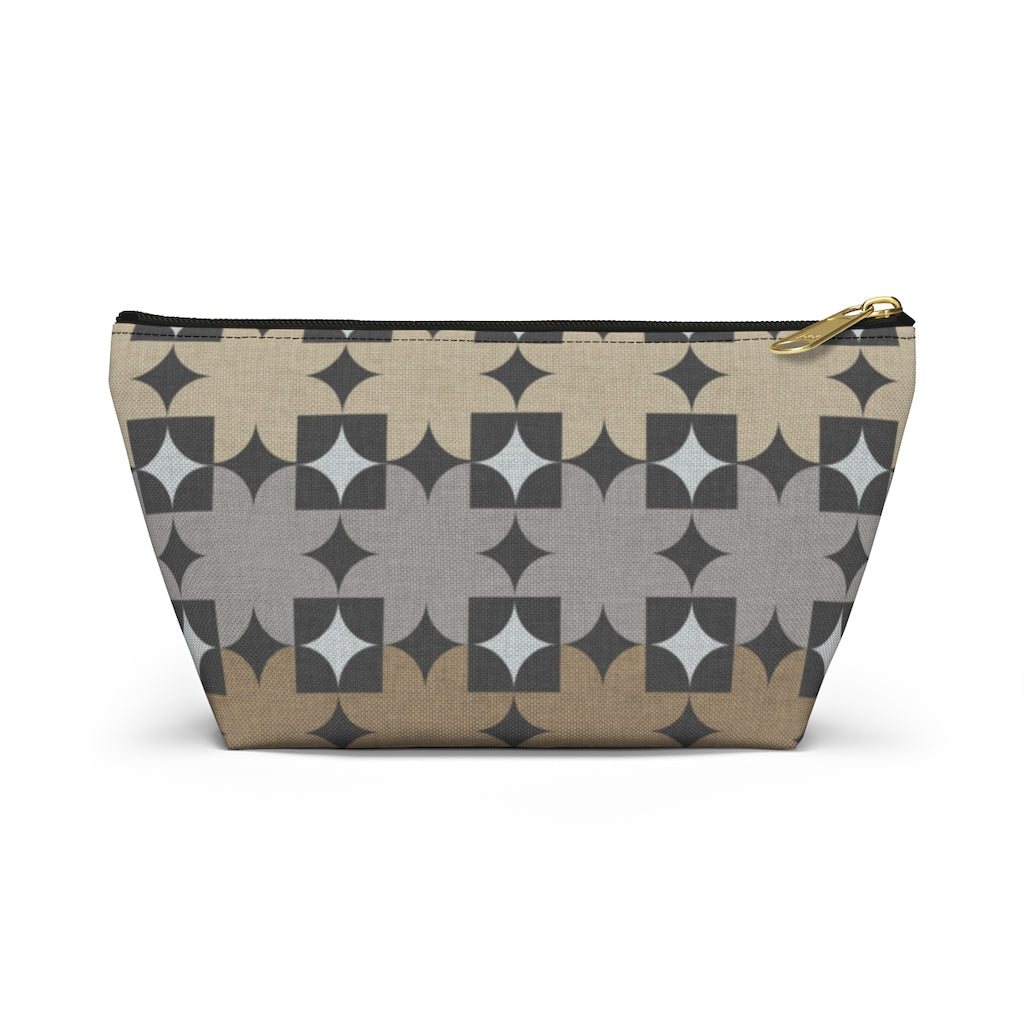 World's Fair Accessory Pouch w T-bottom in Brown
