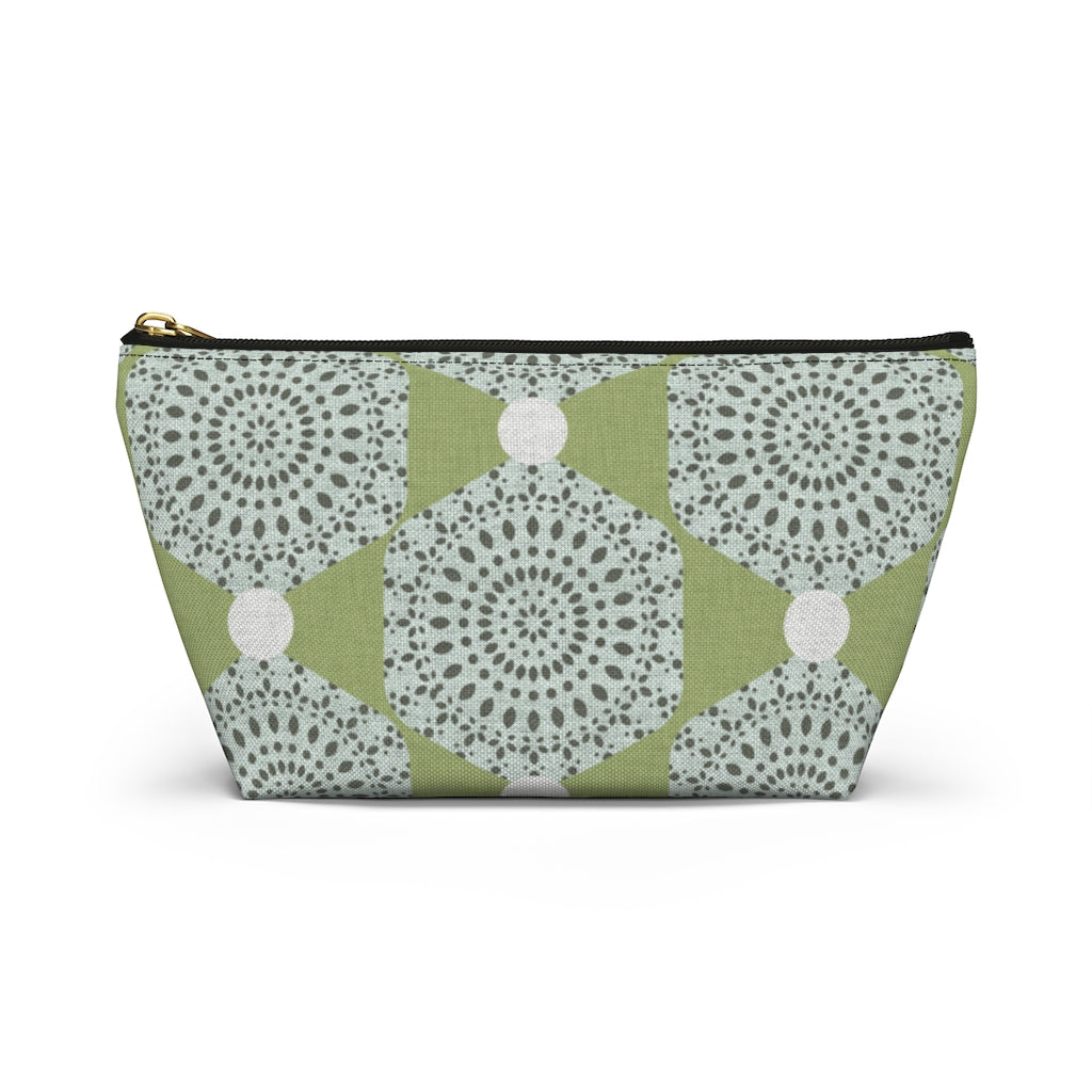 Lace Hexagon Accessory Pouch w T-bottom in Green