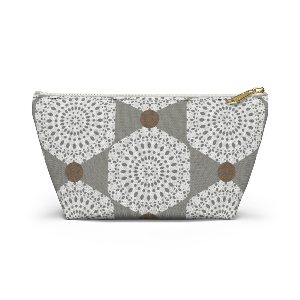 Lace Hexagon Accessory Pouch w T-bottom in Gray