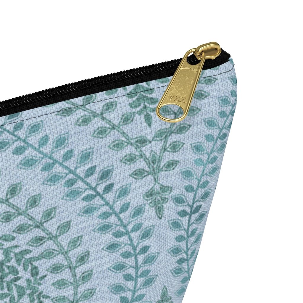 Mumbai Lace Accessory Pouch w T-bottom in Aqua