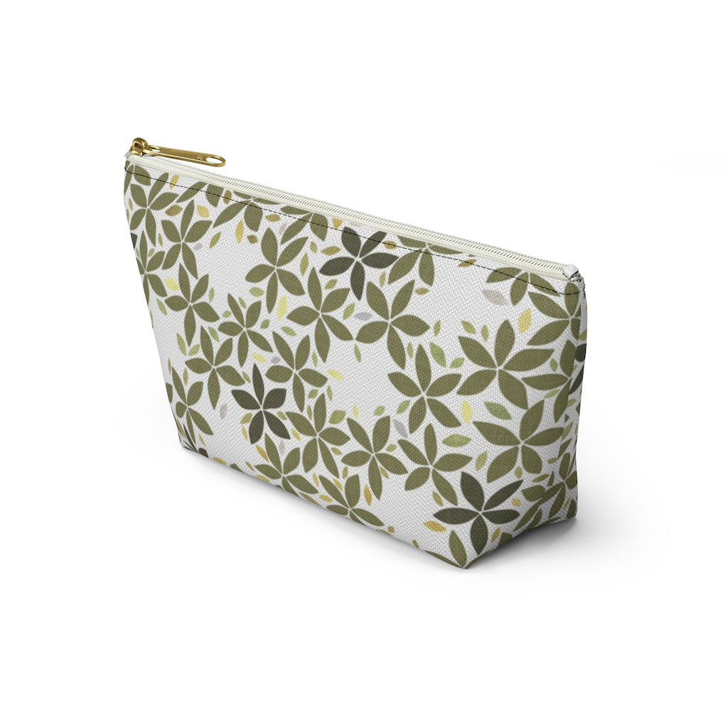 Snowbell Accessory Pouch w T-bottom in Green