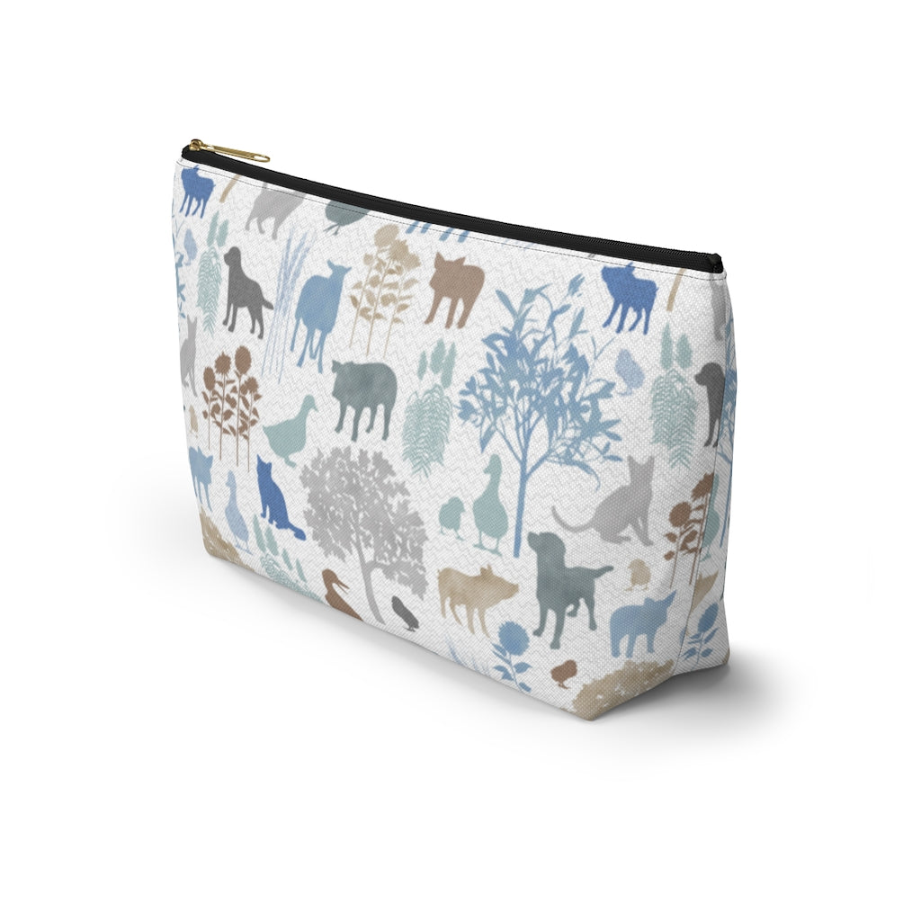 On the Farm Accessory Pouch w T-bottom in Blue