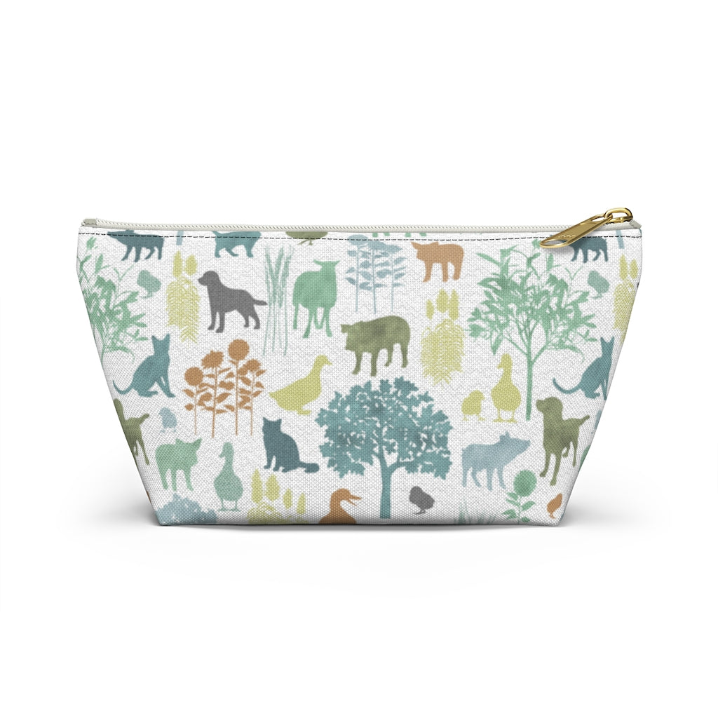 On the Farm Accessory Pouch w T-bottom in Aqua