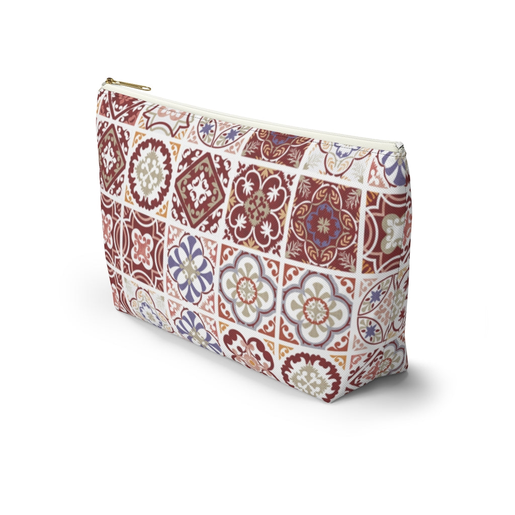Seville Square Accessory Pouch w T-bottom in Red