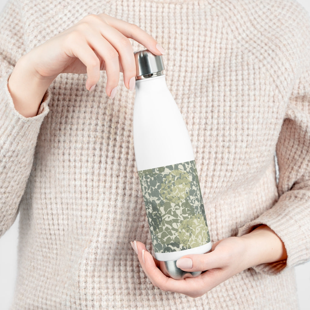 Hydrangea 20oz Insulated Bottle in Green