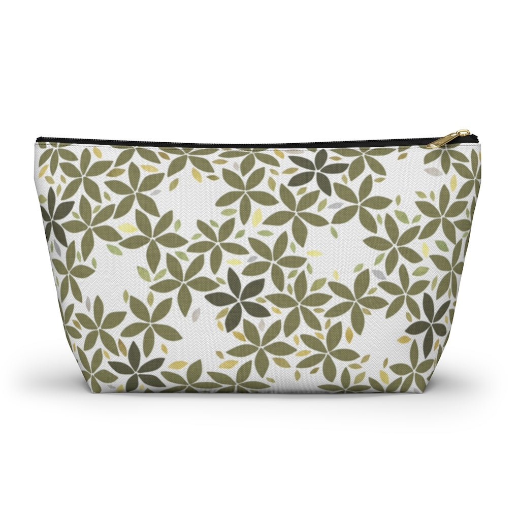 Snowbell Accessory Pouch w T-bottom in Green