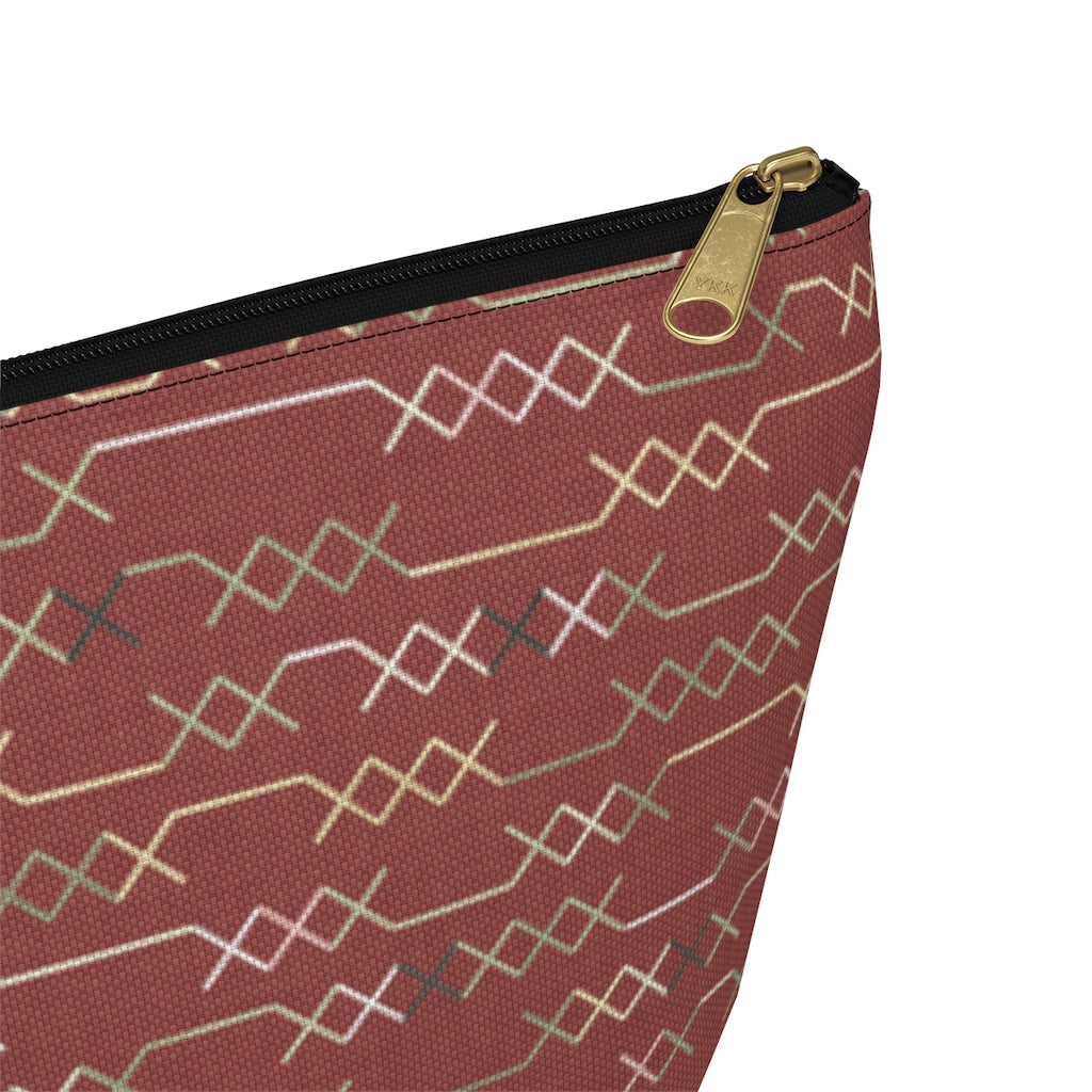 Santa Fe Stitch Accessory Pouch w T-bottom in Red