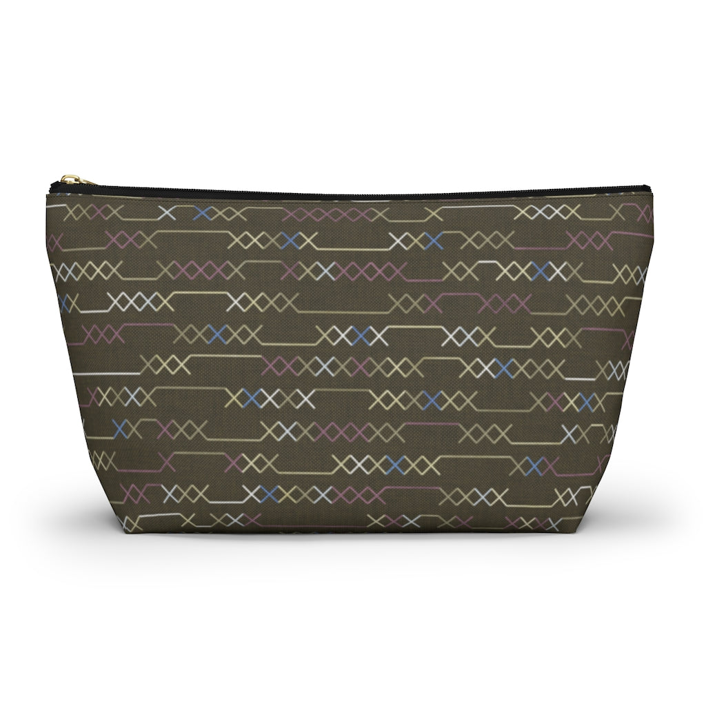 Santa Fe Stitch Accessory Pouch w T-bottom in Brown