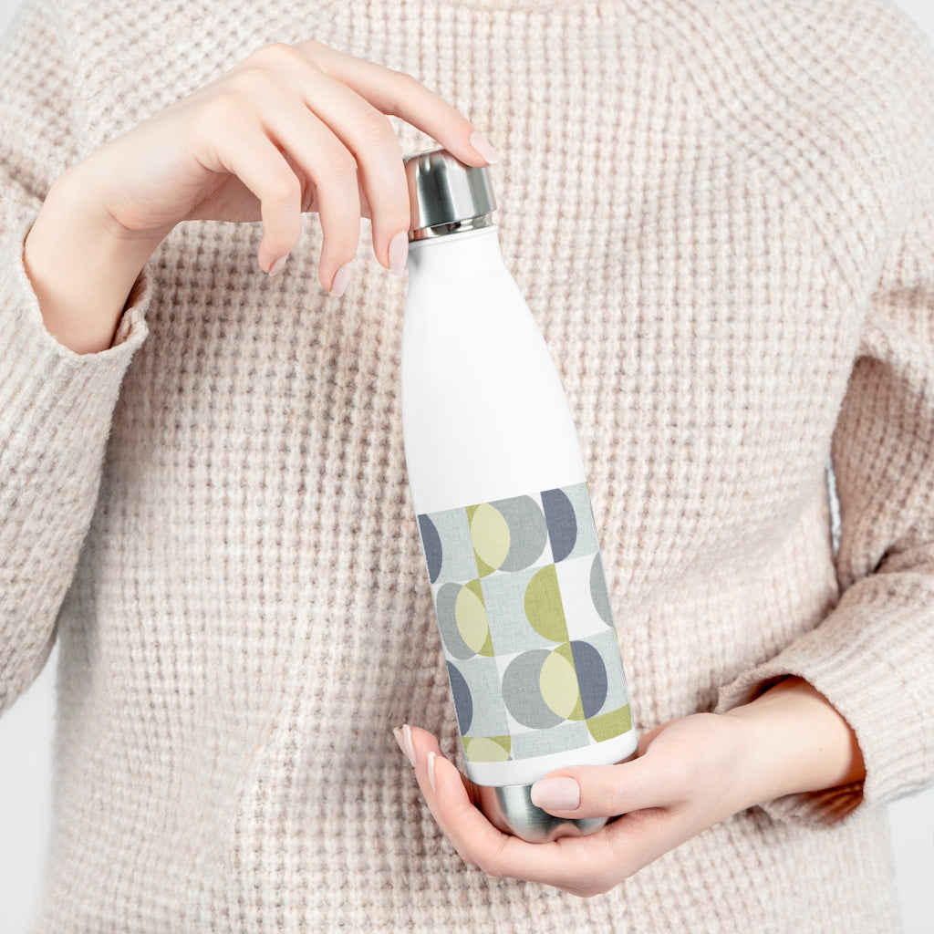 Semi Circle in Squares 20oz Insulated Bottle in Navy