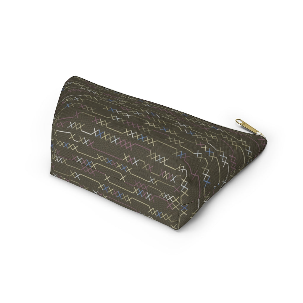 Santa Fe Stitch Accessory Pouch w T-bottom in Brown