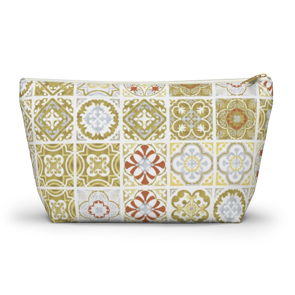 Seville Square Accessory Pouch w T-bottom in Gold