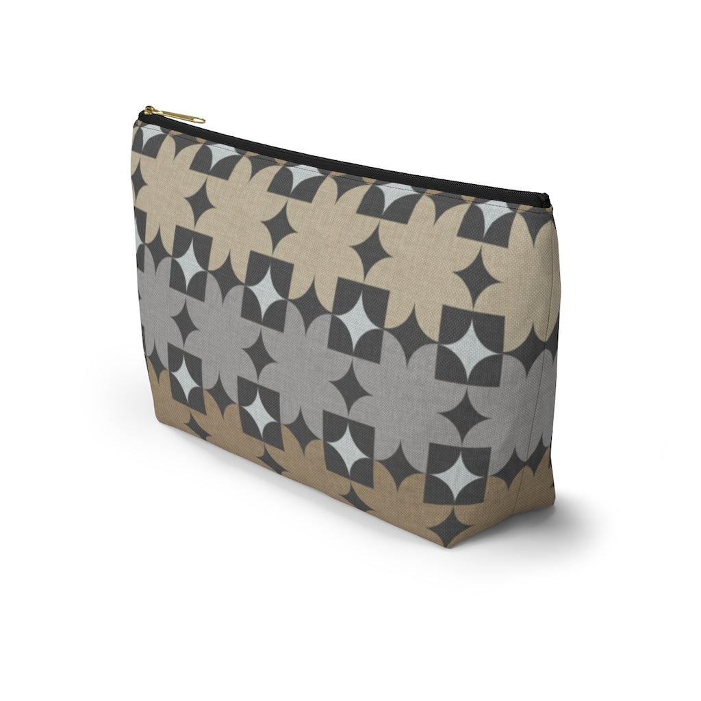 World's Fair Accessory Pouch w T-bottom in Brown