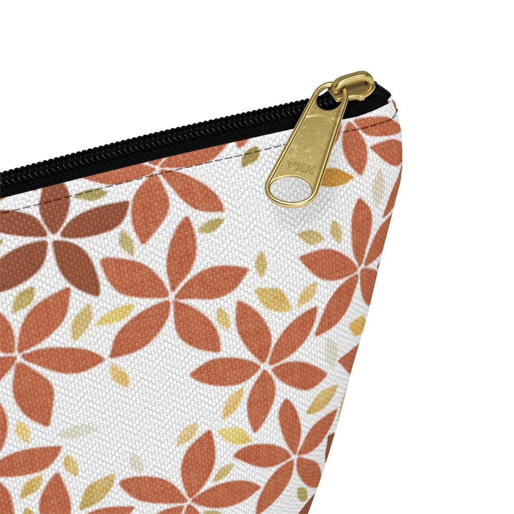 Snowbell Accessory Pouch w T-bottom in Coral