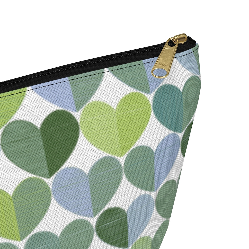 Love Accessory Pouch w T-bottom in Green