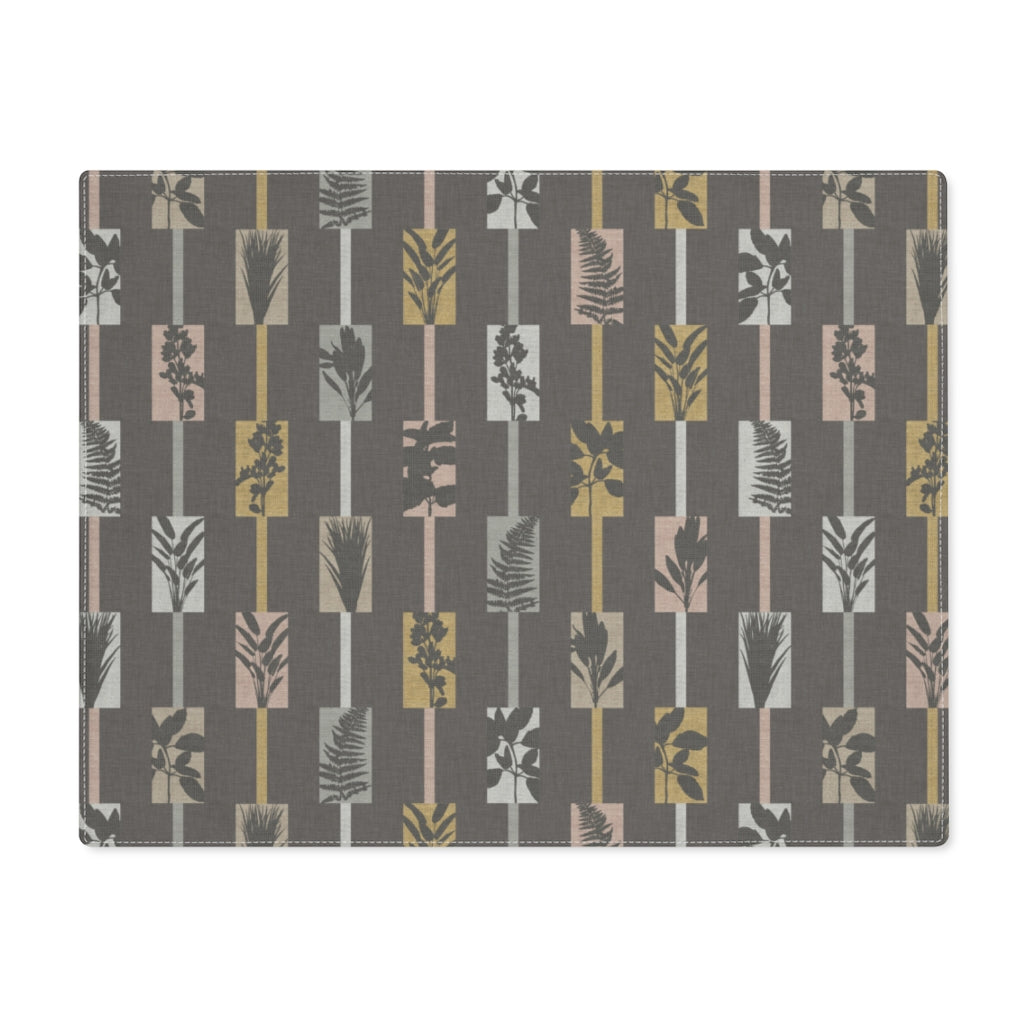 Accord Placemat in Taupe