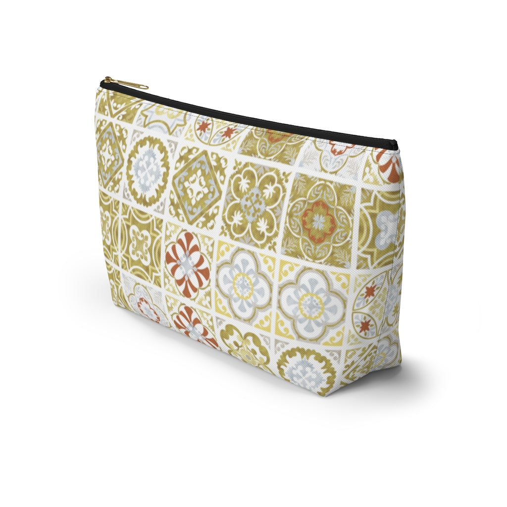 Seville Square Accessory Pouch w T-bottom in Gold