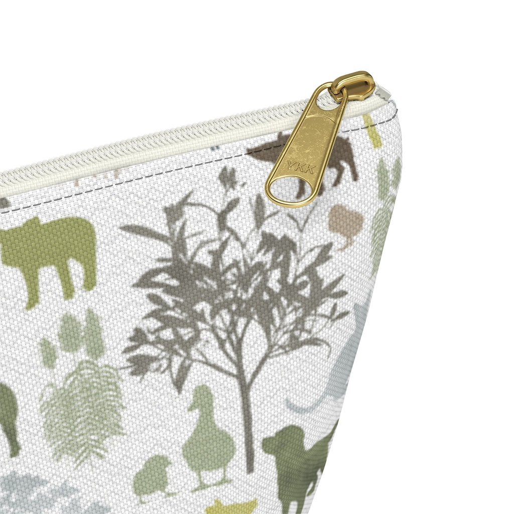On the Farm Accessory Pouch w T-bottom in Green