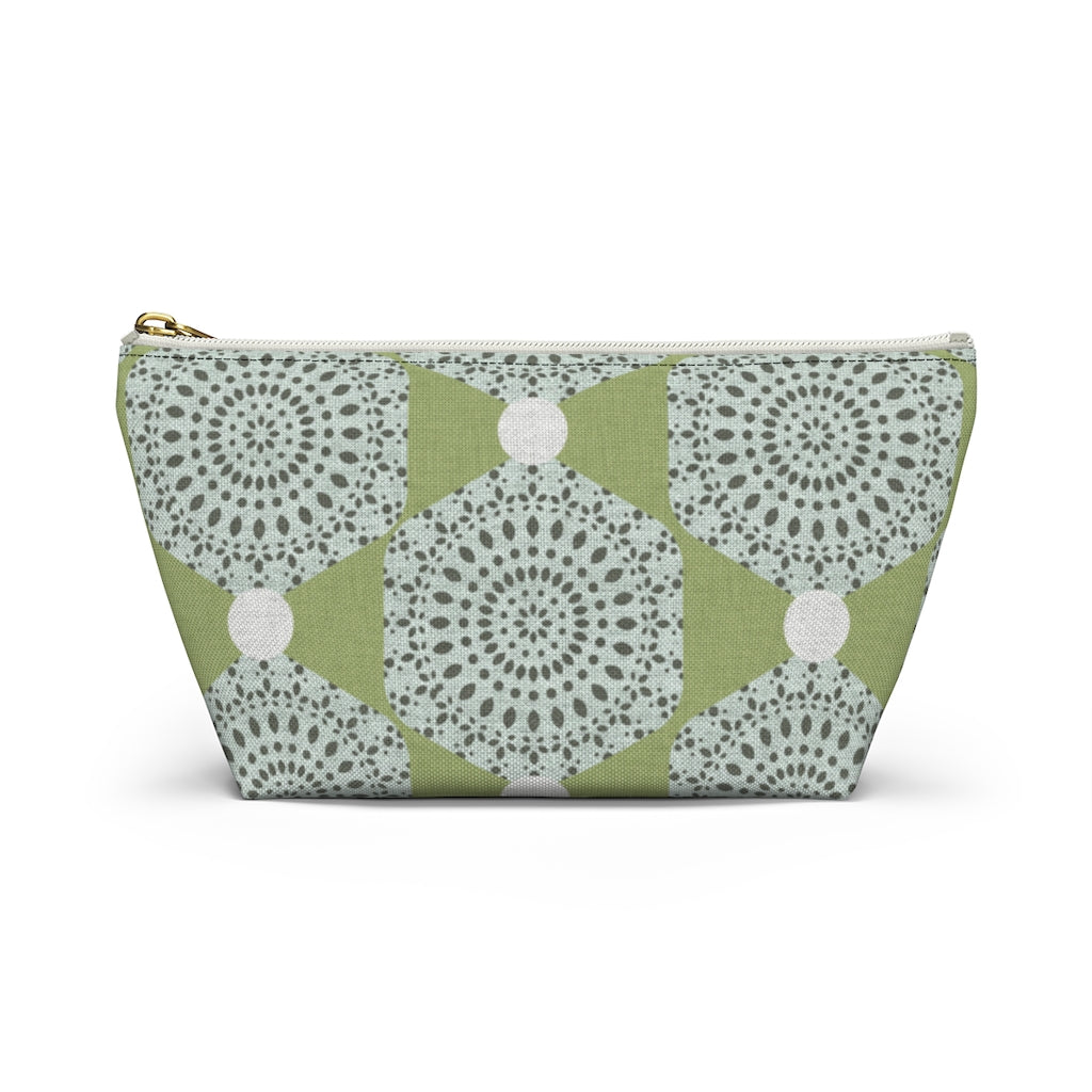 Lace Hexagon Accessory Pouch w T-bottom in Green