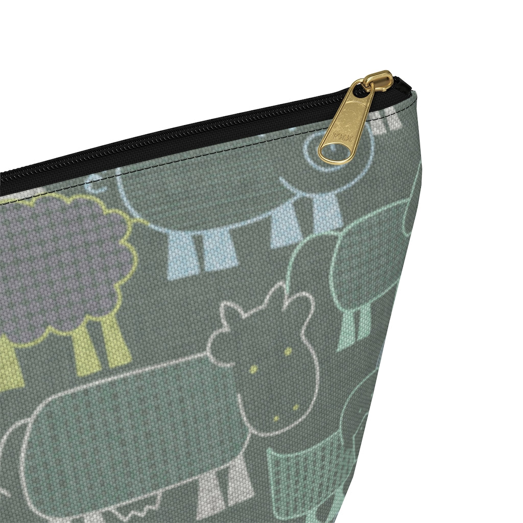 Animal Farm Accessory Pouch w T-bottom in Aqua