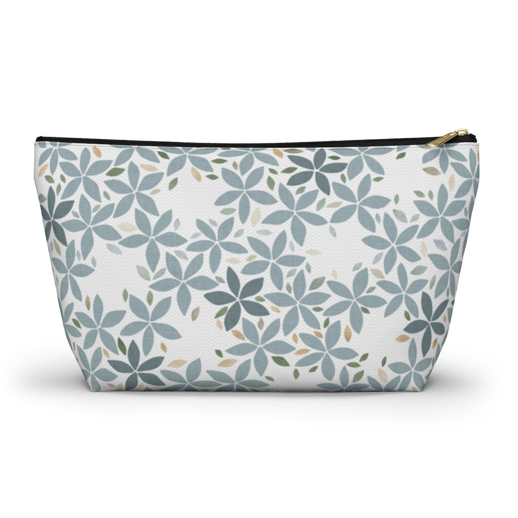 Snowbell Accessory Pouch w T-bottom in Aqua
