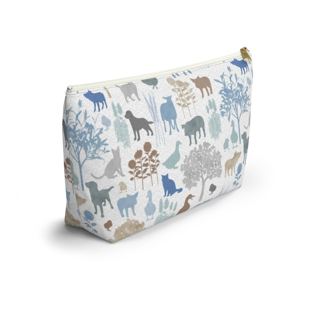 On the Farm Accessory Pouch w T-bottom in Blue