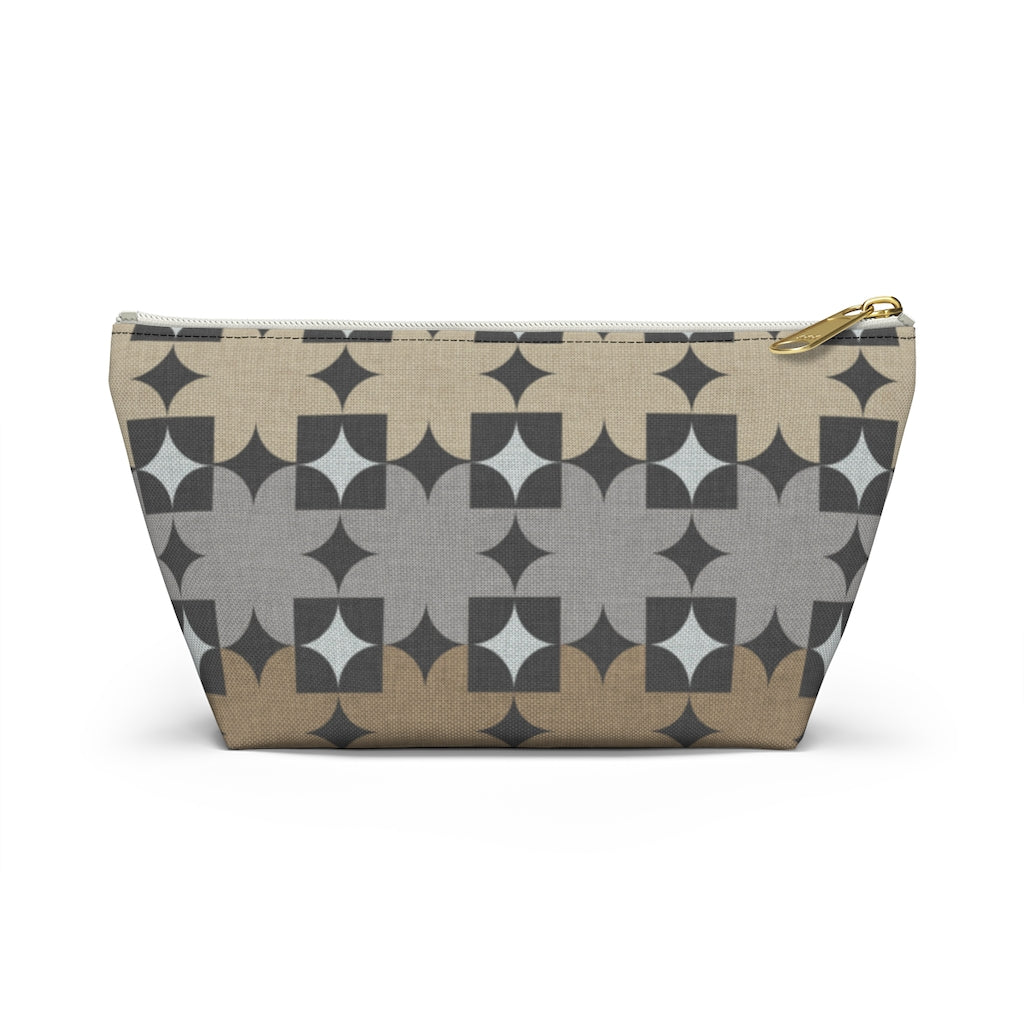 World's Fair Accessory Pouch w T-bottom in Brown