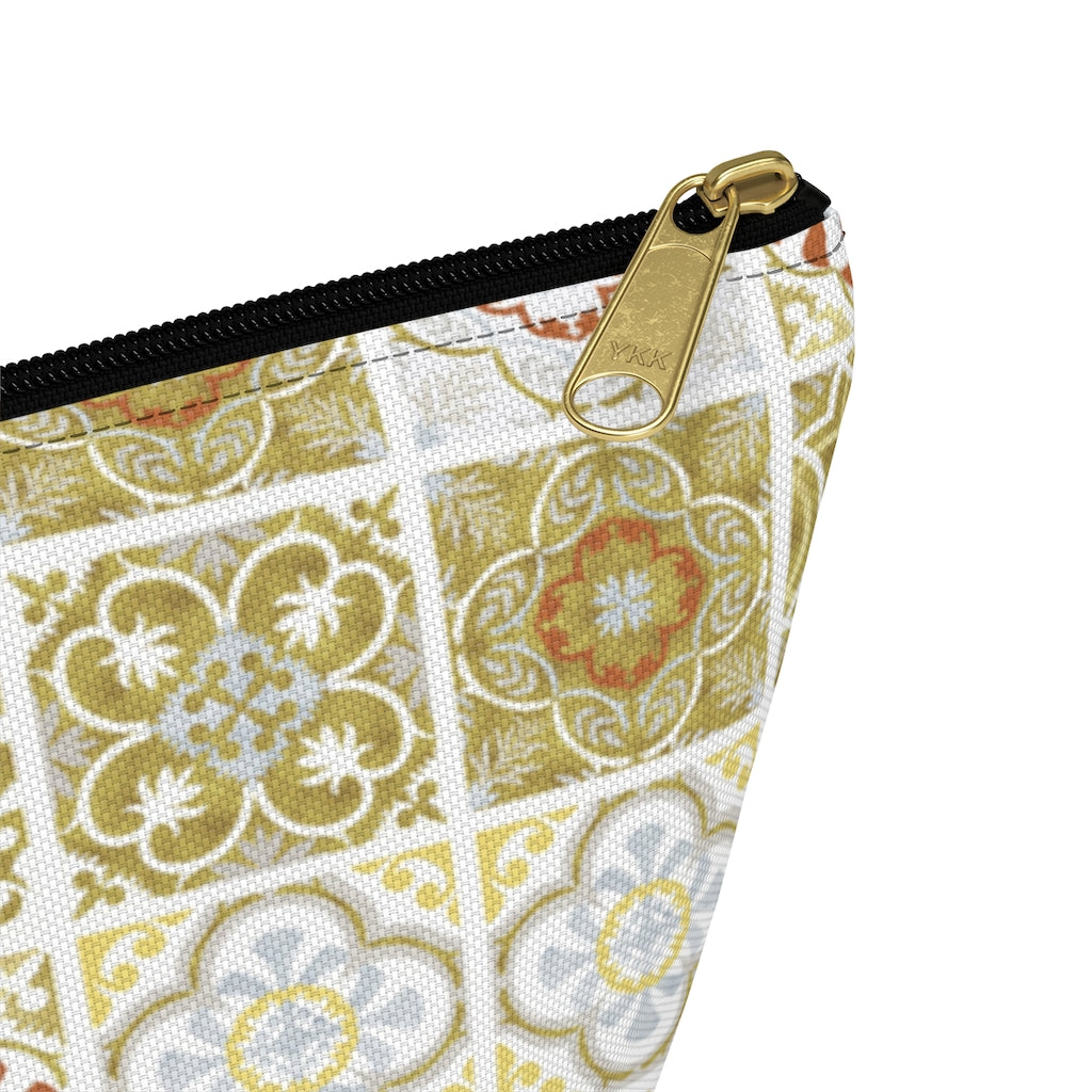 Seville Square Accessory Pouch w T-bottom in Gold