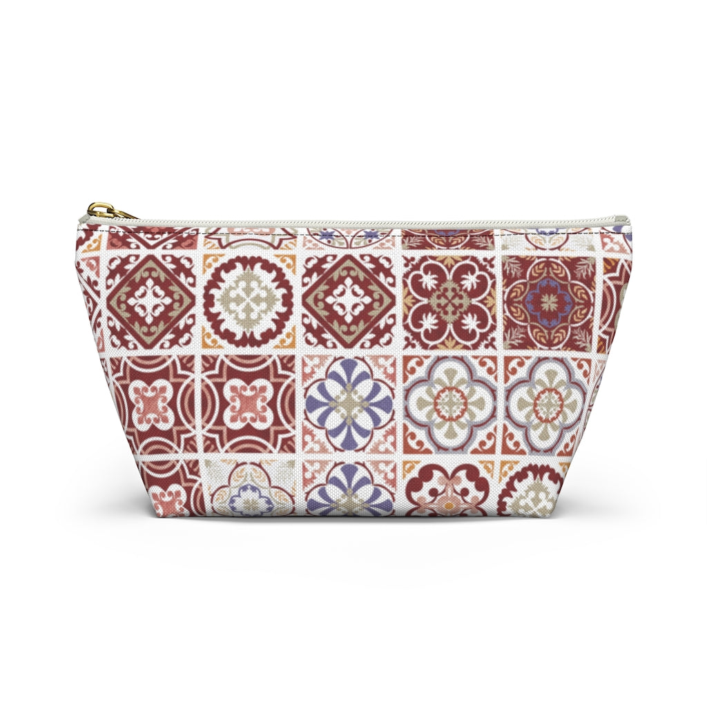 Seville Square Accessory Pouch w T-bottom in Red