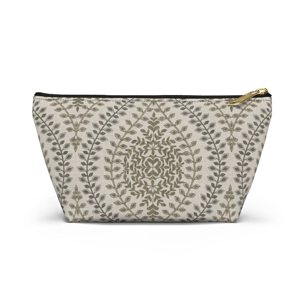 Mumbai Lace Accessory Pouch w T-bottom in Brown