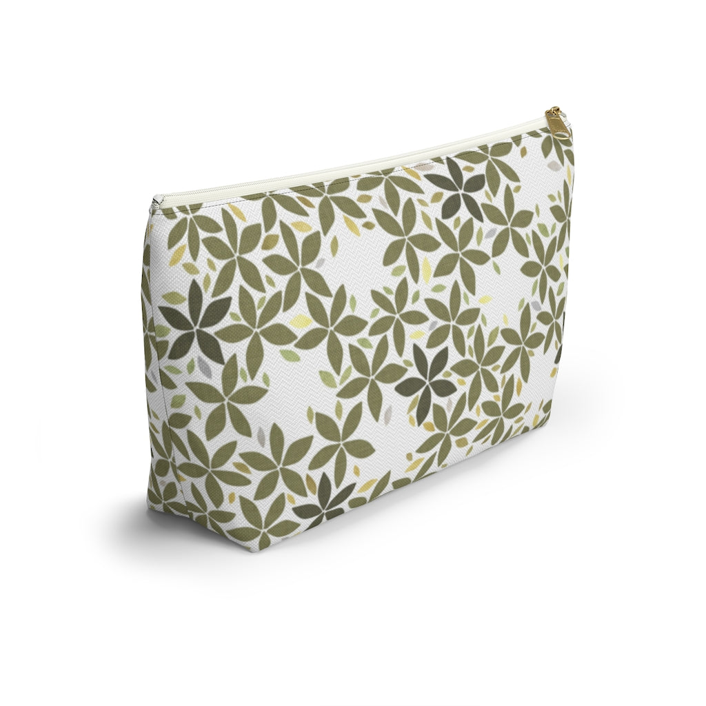 Snowbell Accessory Pouch w T-bottom in Green