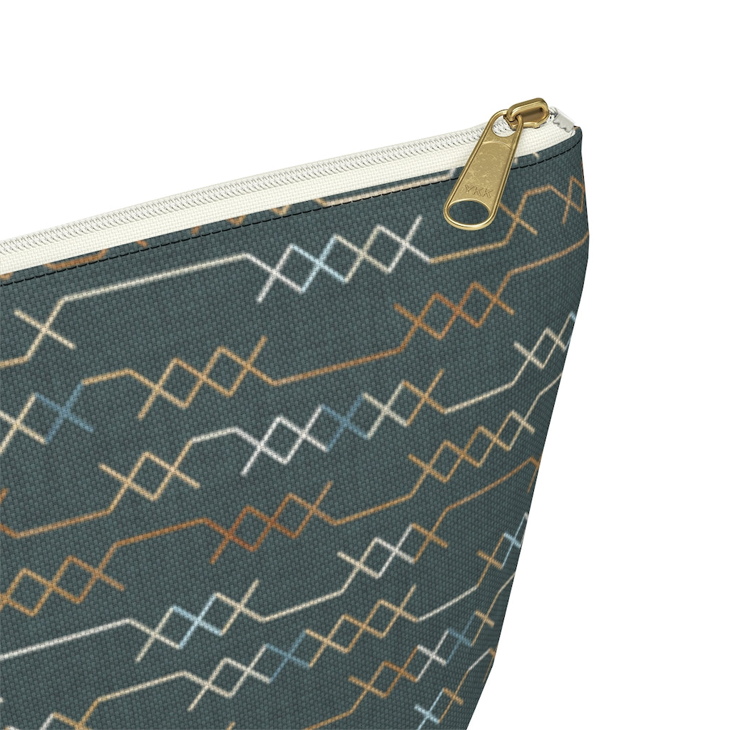 Santa Fe Stitch Accessory Pouch w T-bottom in Aqua