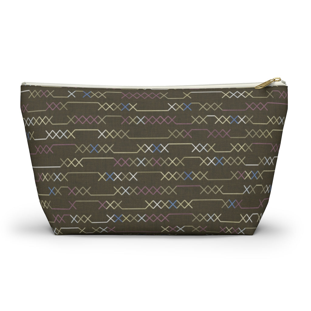 Santa Fe Stitch Accessory Pouch w T-bottom in Brown