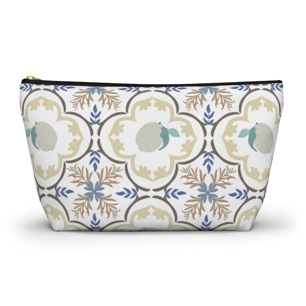 Freshly Squeezed Accessory Pouch w T-bottom in Brown