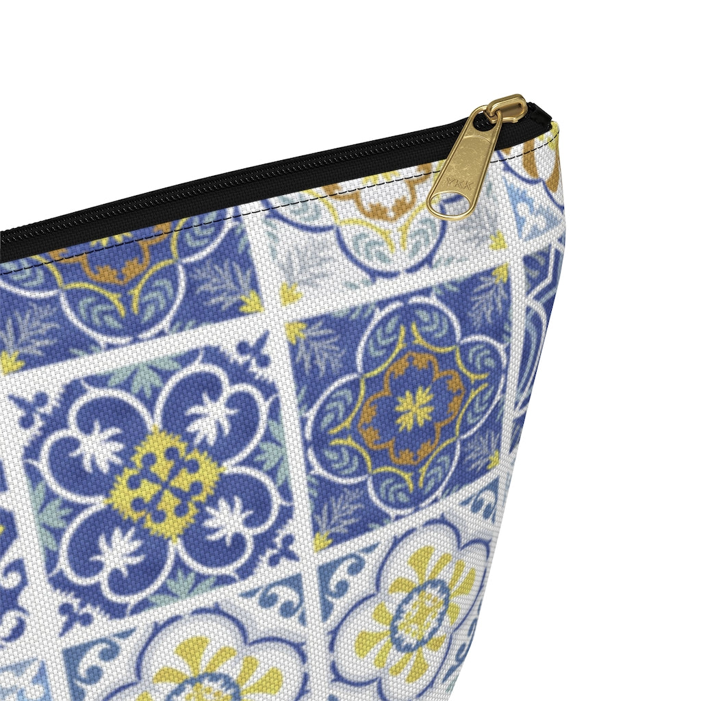 Seville Square Accessory Pouch w T-bottom in Blue
