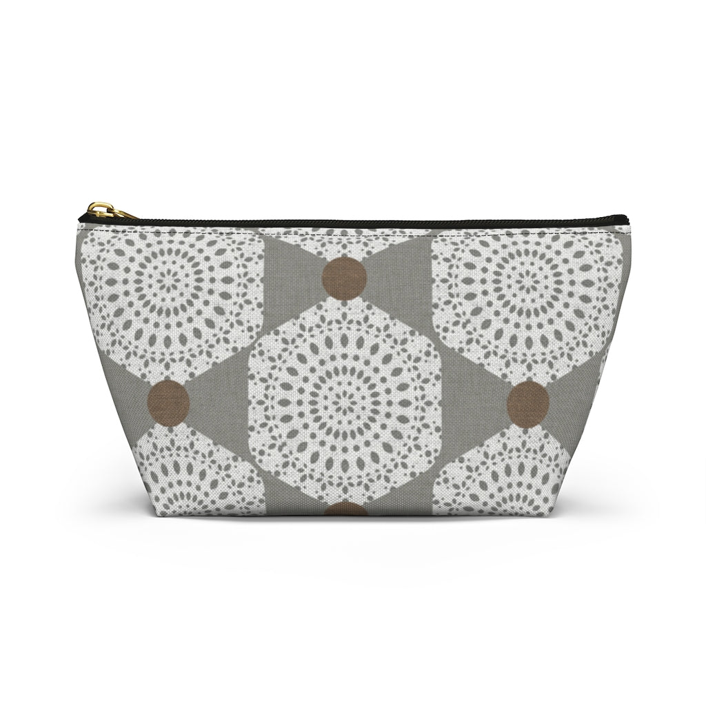 Lace Hexagon Accessory Pouch w T-bottom in Gray