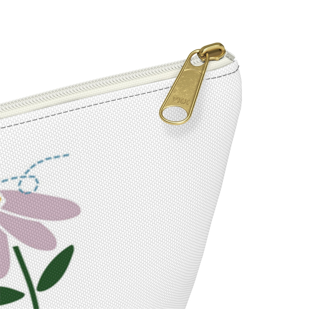 Daisies Accessory Pouch w T-bottom