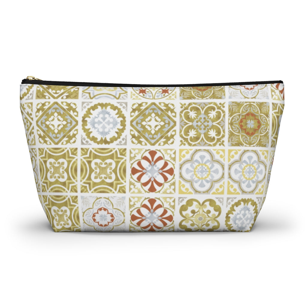 Seville Square Accessory Pouch w T-bottom in Gold