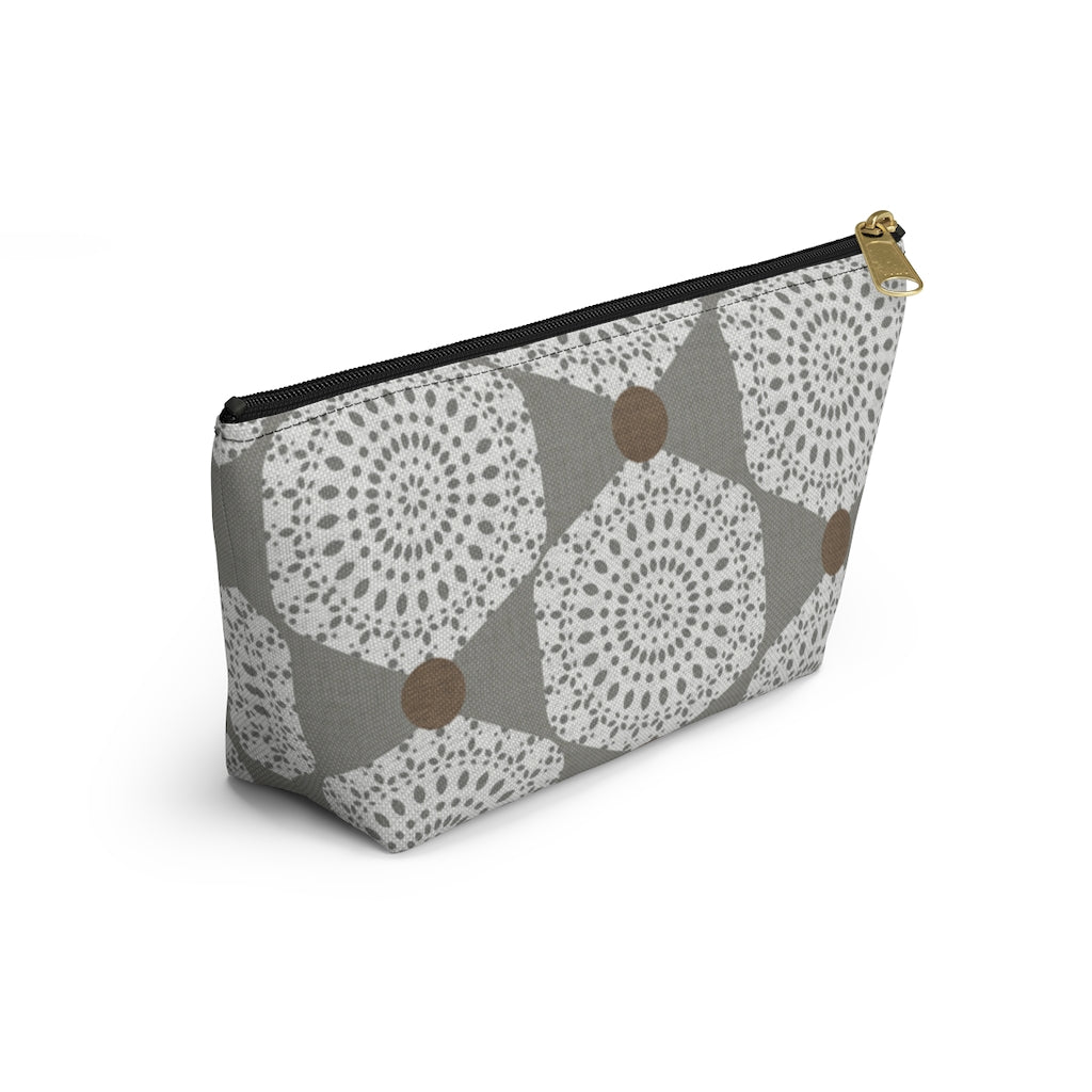 Lace Hexagon Accessory Pouch w T-bottom in Gray