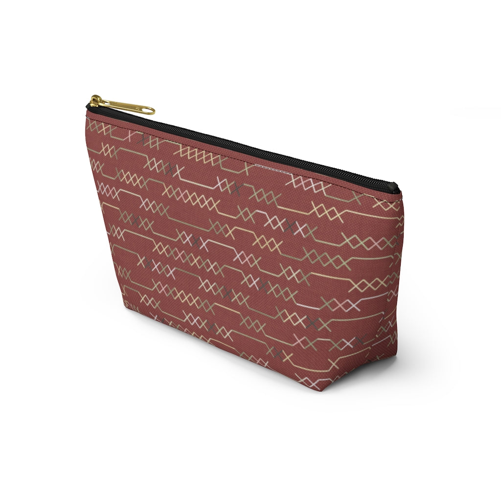 Santa Fe Stitch Accessory Pouch w T-bottom in Red