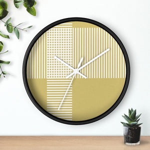Circle Plaid Wall Clock in Gold