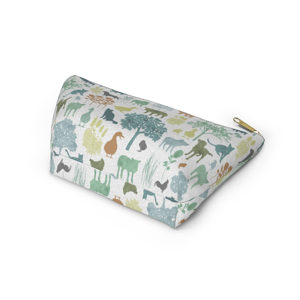 On the Farm Accessory Pouch w T-bottom in Aqua