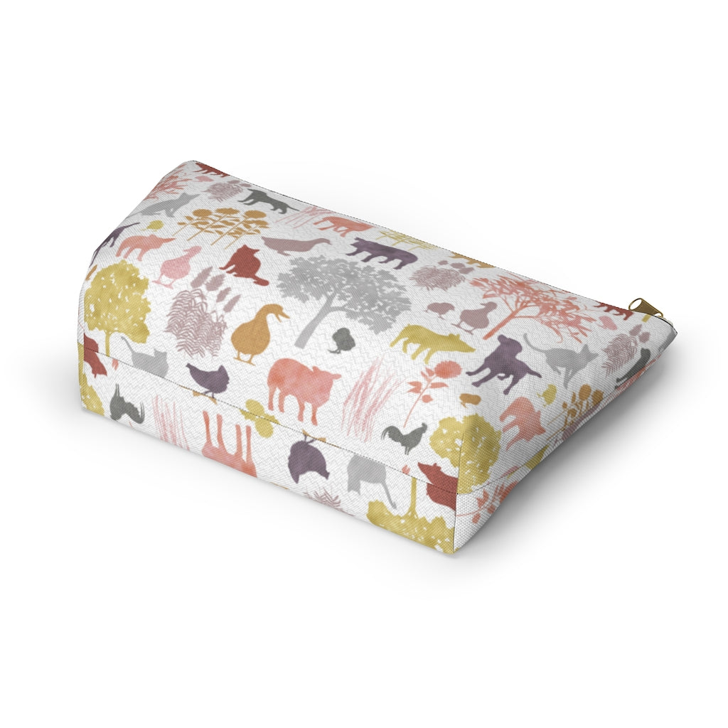 On the Farm Accessory Pouch w T-bottom in Pink