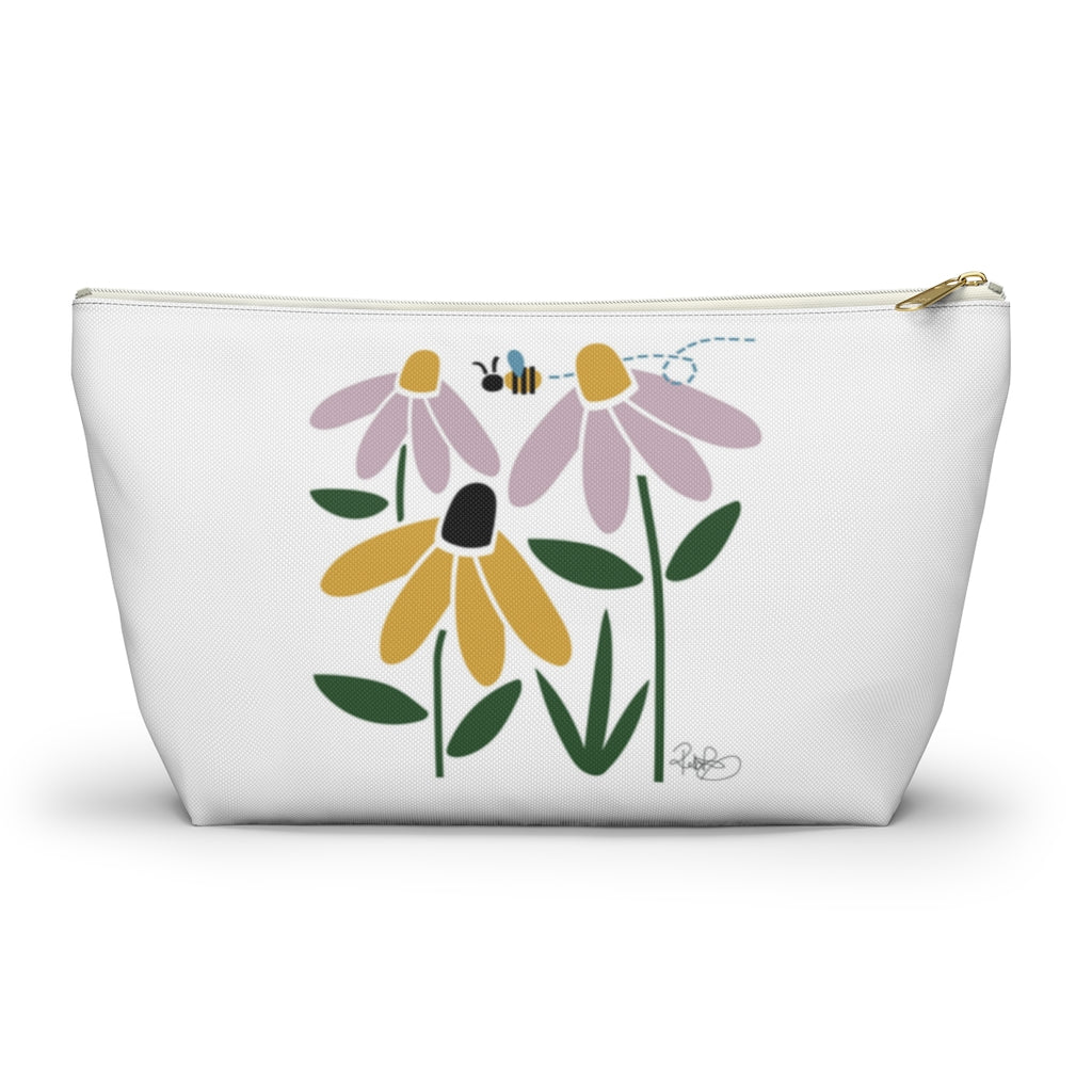 Daisies Accessory Pouch w T-bottom