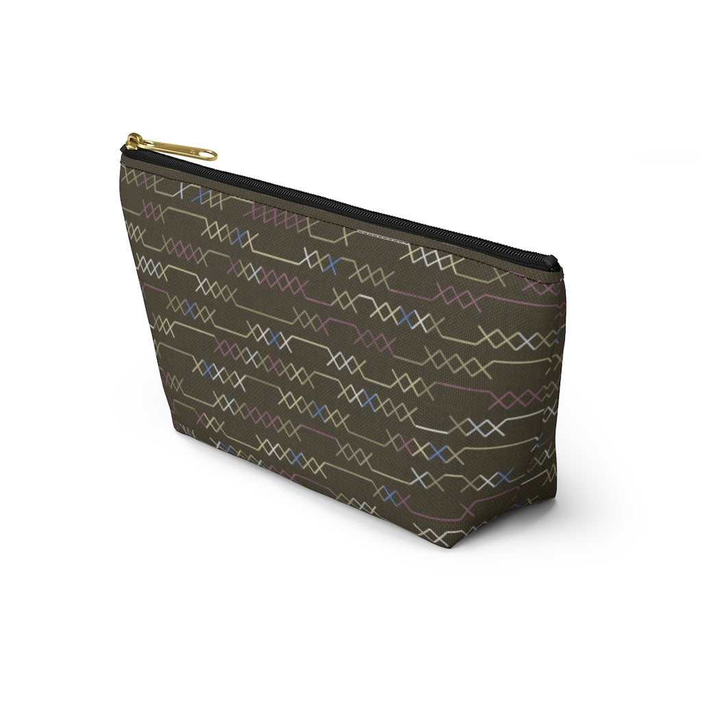Santa Fe Stitch Accessory Pouch w T-bottom in Brown